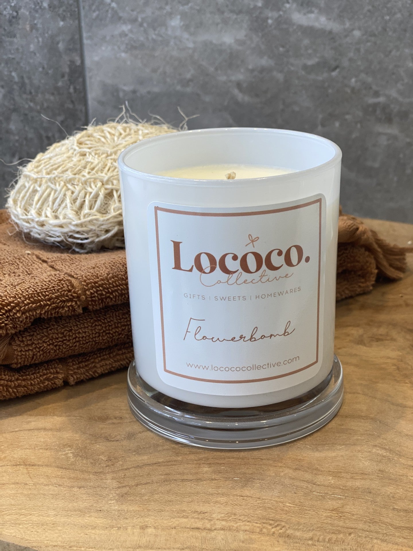 Flowerbomb Candle